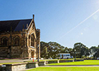 去澳大利亚天主教大学留学怎么解决住宿问题？